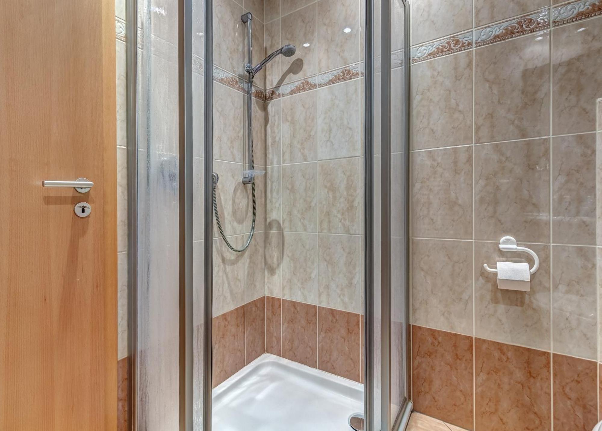Haus Ostseeglueck - Ferienwohnung Mittagssonne Mit Gemeinschaftssauna Лоддін Екстер'єр фото
